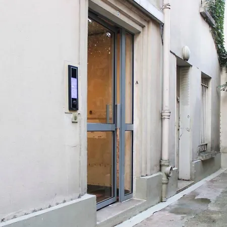 Appartamento Deux Pieces Lumineux Et Sans Vis A Vis